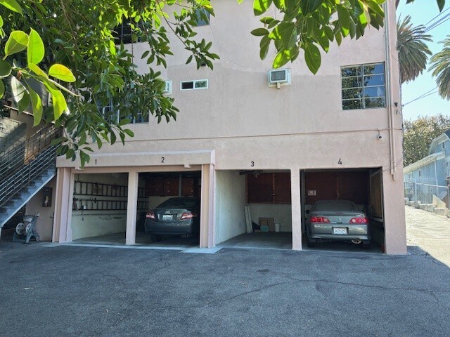 143 N Commonwealth Ave, Los Angeles, CA à vendre - Photo de l’immeuble – Image 2 sur 2