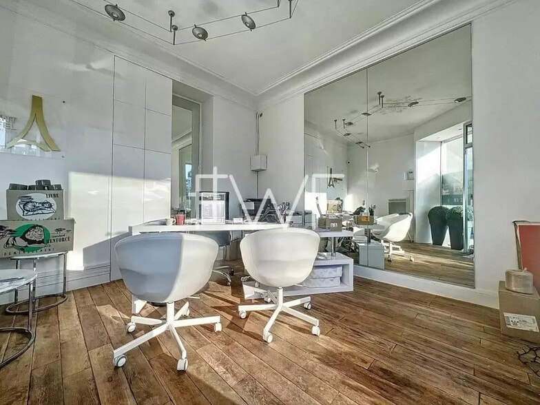 Local commercial dans Asnières-sur-Seine à louer - Photo de l’immeuble – Image 2 sur 2