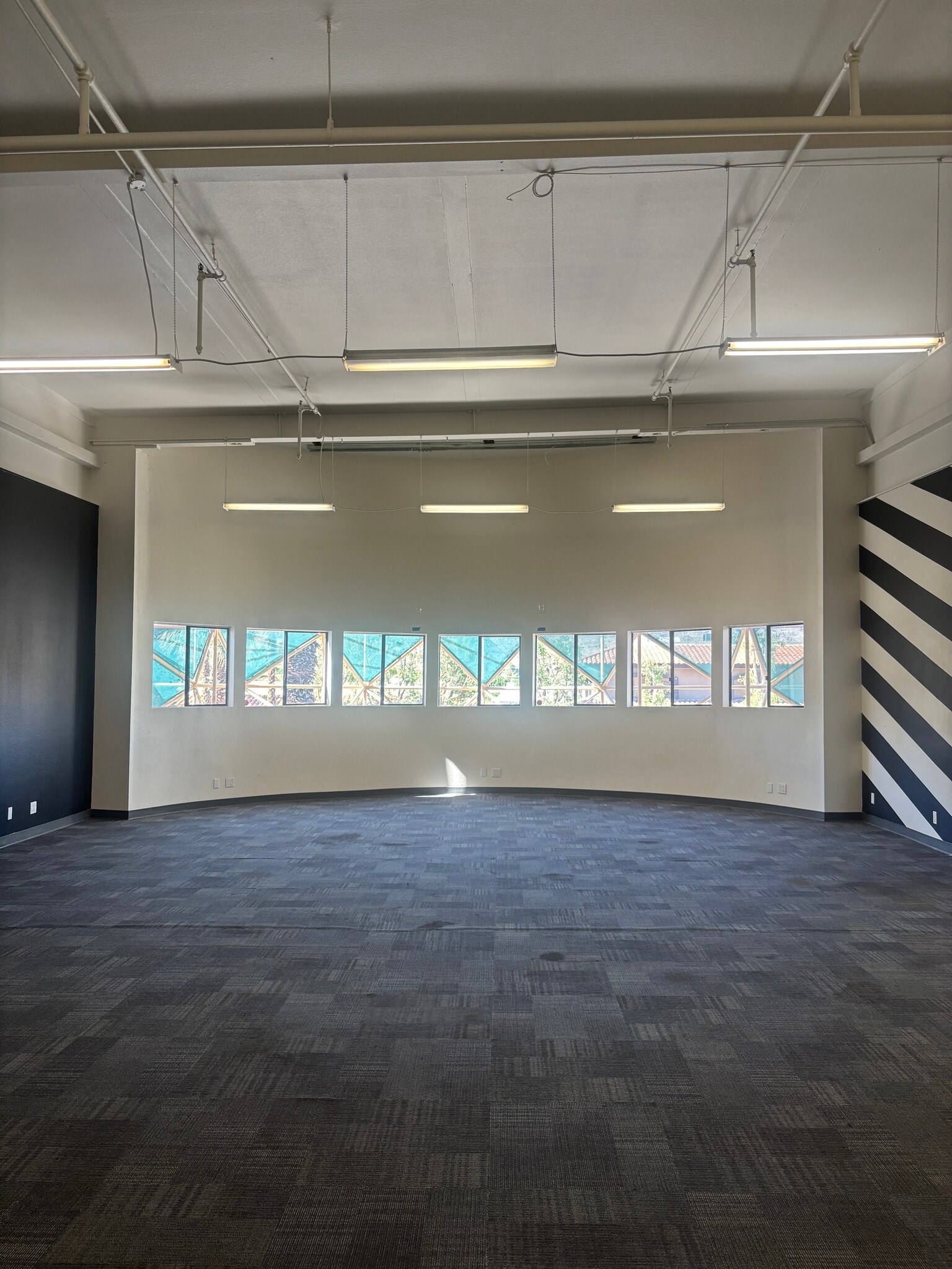 44100 Monterey Ave, Palm Desert, CA à louer Photo intérieure– Image 1 sur 10