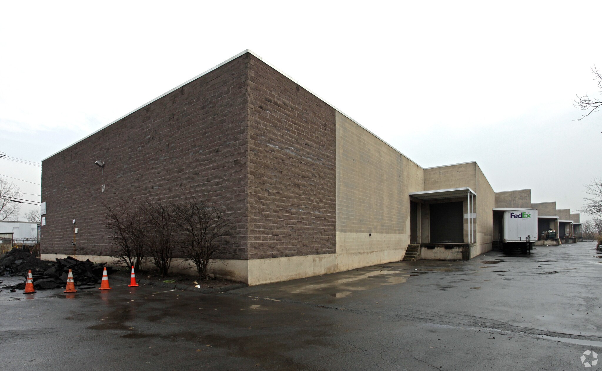 217 Washington Ave, Carlstadt, NJ à louer Photo principale– Image 1 sur 6