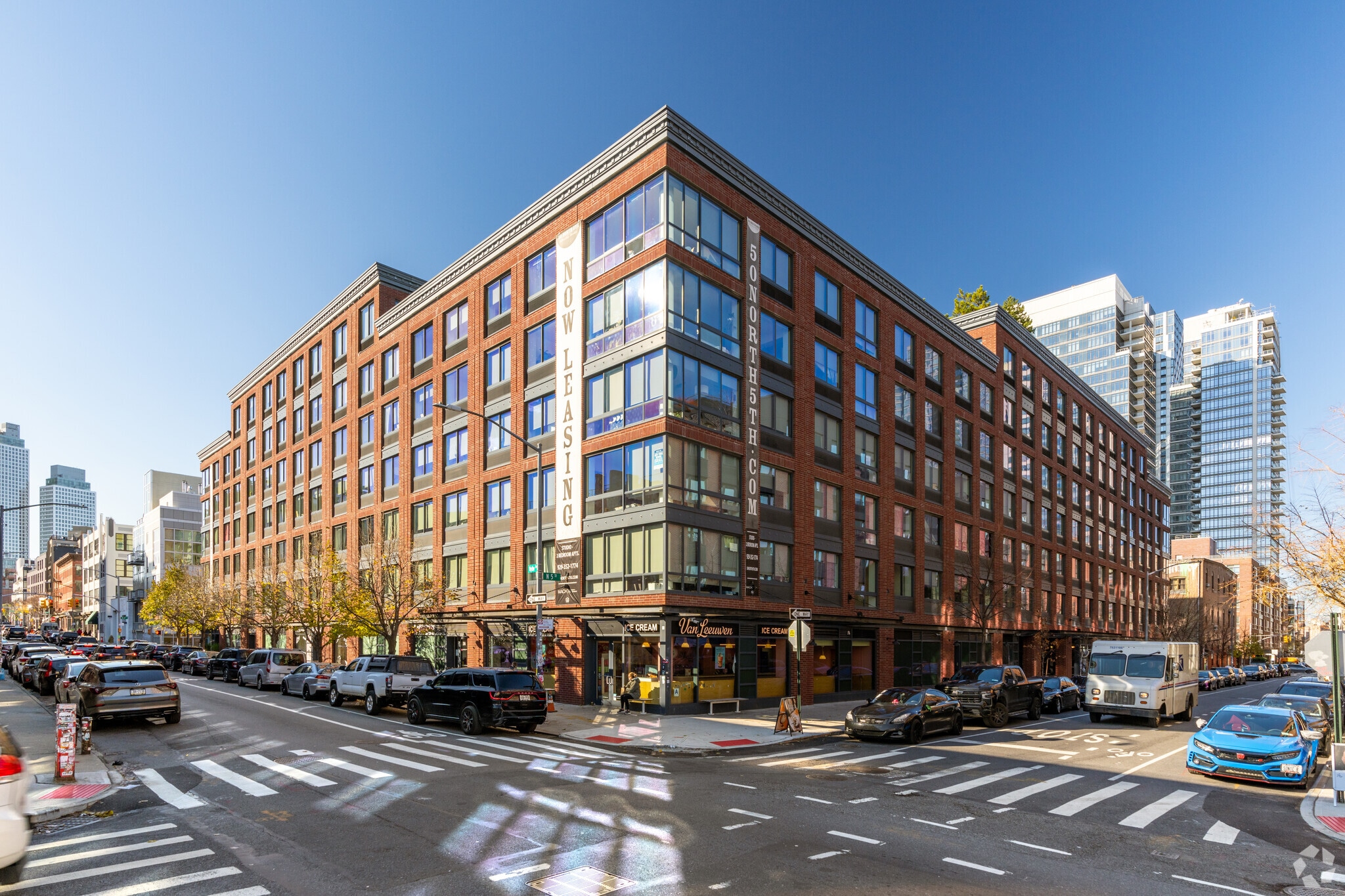 204 Wythe Ave, Brooklyn, NY à louer Photo principale– Image 1 sur 10