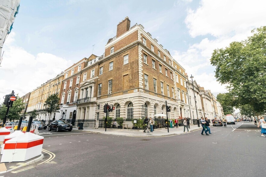 2 Harley St, Londres à louer - Photo de l’immeuble – Image 1 sur 13
