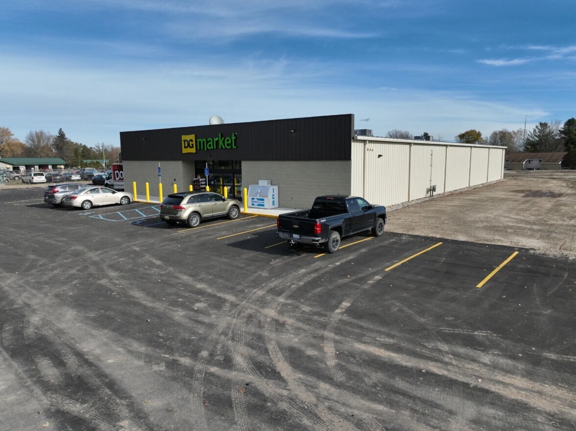 830 S Chestnut St, Reed City, MI à vendre Photo principale– Image 1 sur 5