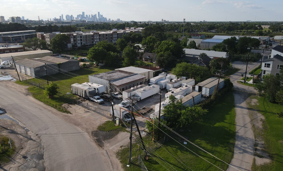3191 Produce Row, Houston, TX à louer - Photo principale – Image 1 sur 6