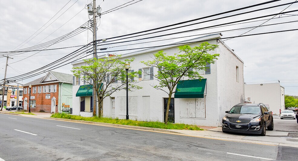 100-102 S Washington Blvd, Laurel, MD à vendre - Photo de l’immeuble – Image 3 sur 11