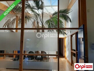 Plus de détails pour Bureau à louer