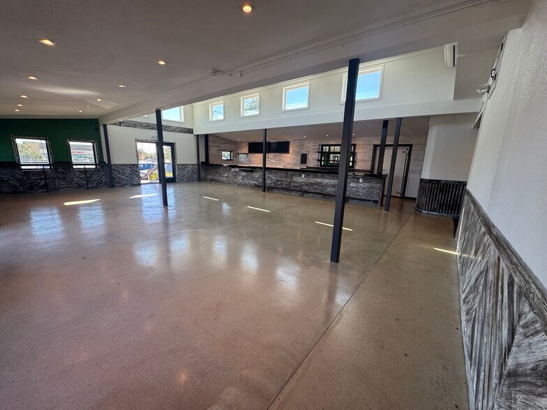 11606 FM 1826, Austin, TX à louer - Photo de l’immeuble – Image 2 sur 11