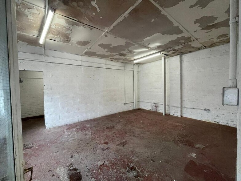 Dadsford Bridge Industrial Estate, Stourbridge à vendre - Photo de l’immeuble – Image 2 sur 8