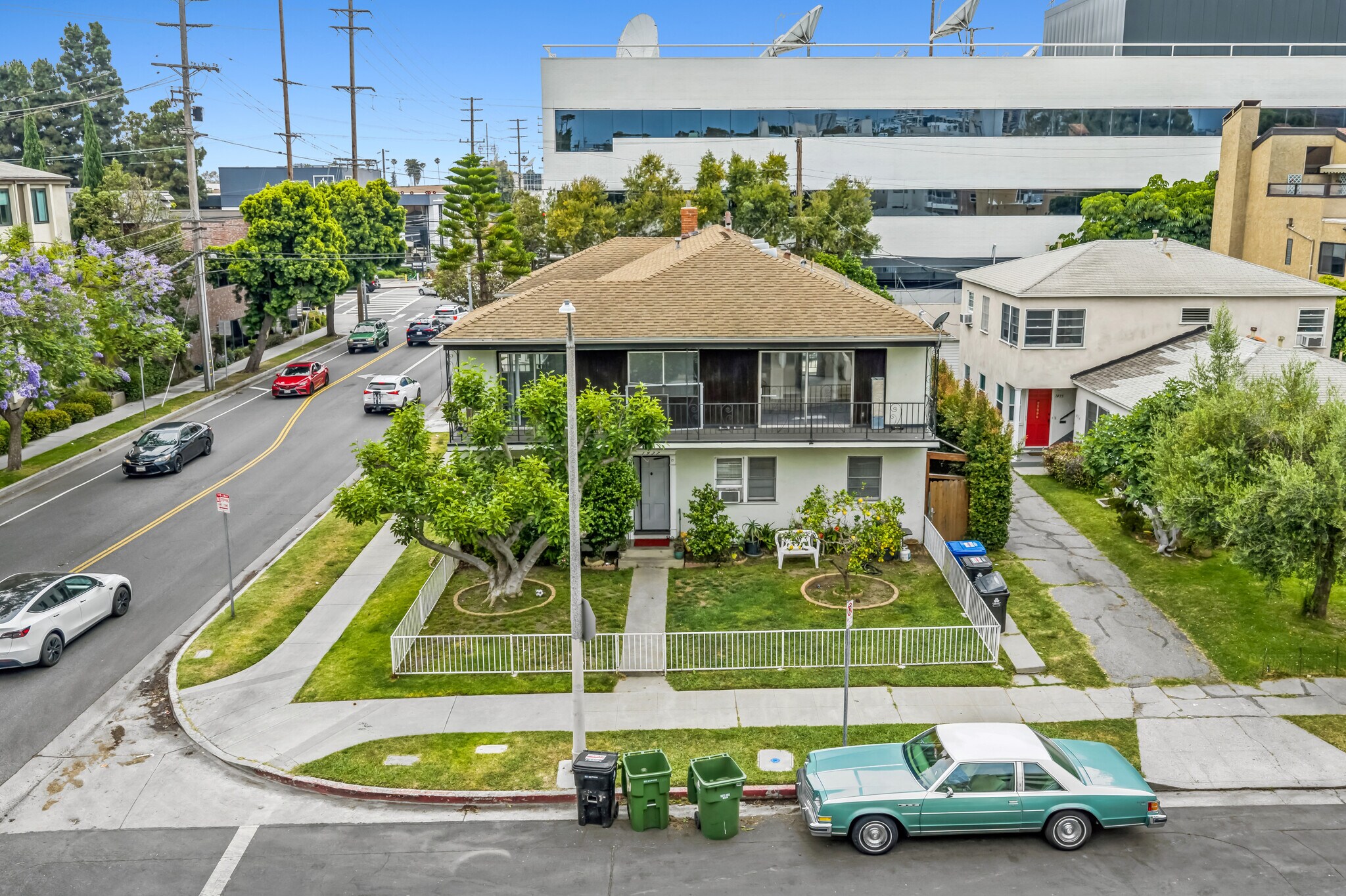 11061 Ohio Ave, Los Angeles, CA à vendre Photo principale– Image 1 sur 5