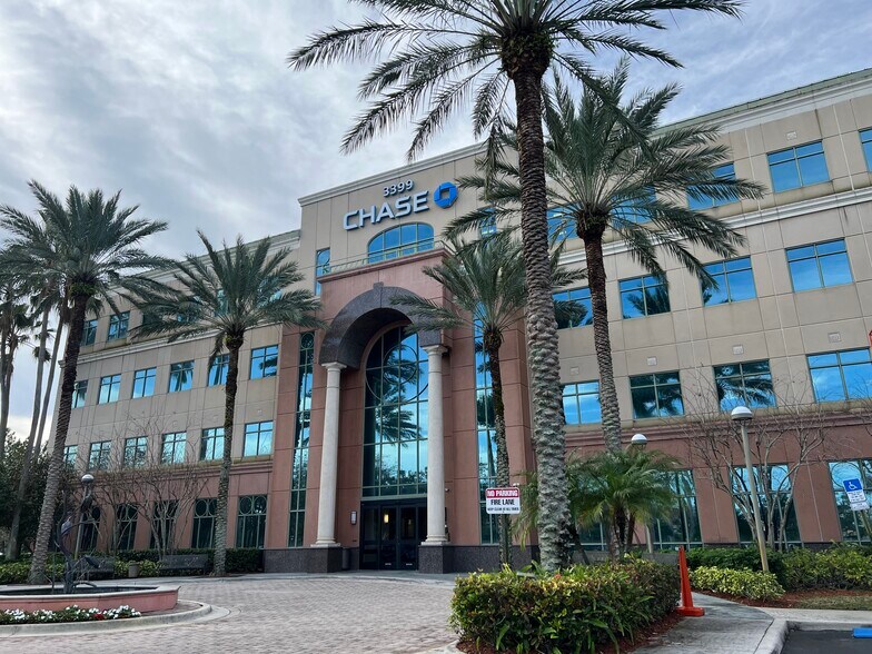 3399 PGA Blvd, Palm Beach Gardens, FL à louer - Photo de l’immeuble – Image 2 sur 7