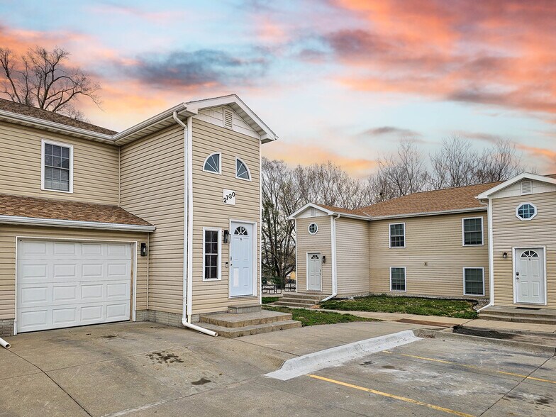 2700 N 1st St, Lincoln, NE à vendre - Photo de l’immeuble – Image 2 sur 13