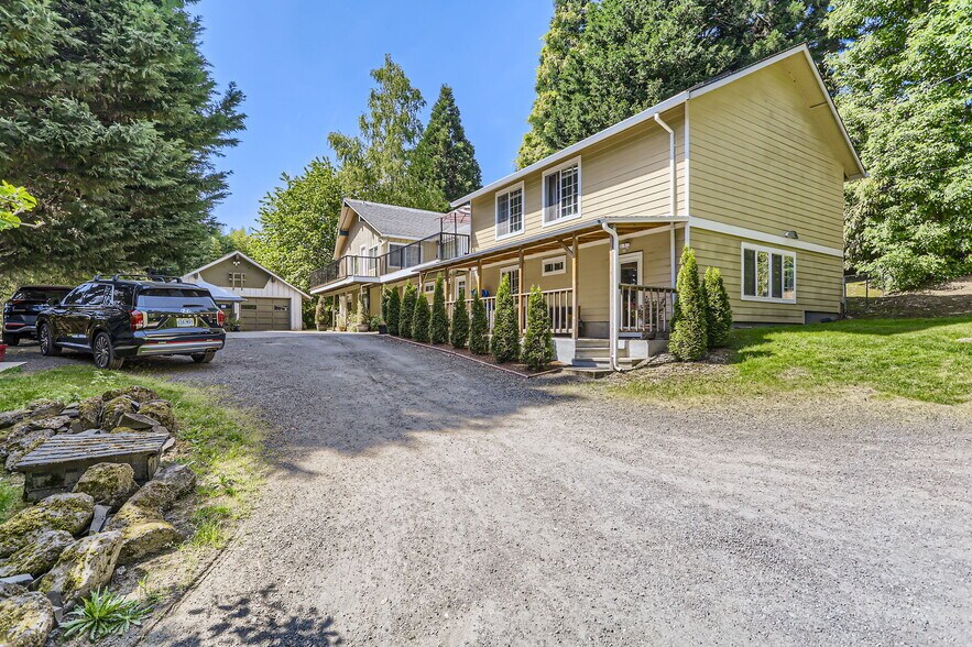 16500 Sw Satterberg Rd, Beaverton, OR à vendre - Photo de l’immeuble – Image 2 sur 35
