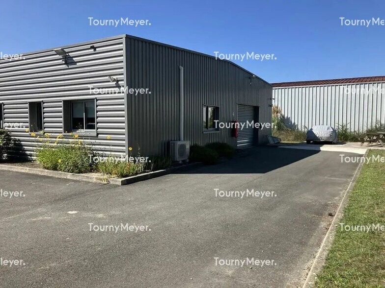 Local d’activités dans Canéjan à louer - Photo de l’immeuble – Image 3 sur 7