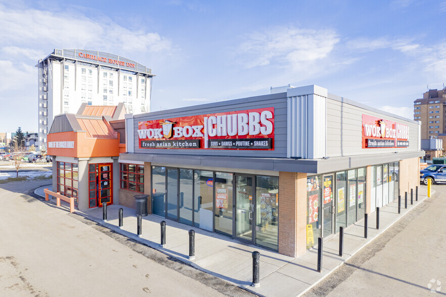 9110 Macleod Trl, Calgary, AB à louer - Photo principale – Image 3 sur 3