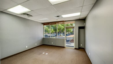 4520 S Pecos Rd, Las Vegas, NV à louer Photo intérieure– Image 2 sur 9