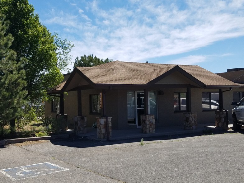 3885 E Industrial Dr, Flagstaff, AZ à louer - Photo de l’immeuble – Image 3 sur 3