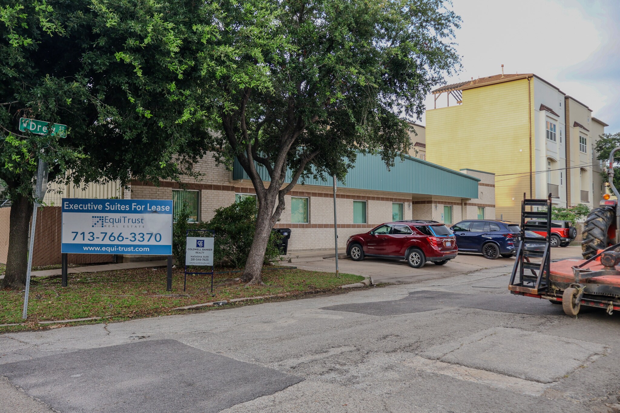 114 W Drew St, Houston, TX à louer Photo de l’immeuble– Image 1 sur 26