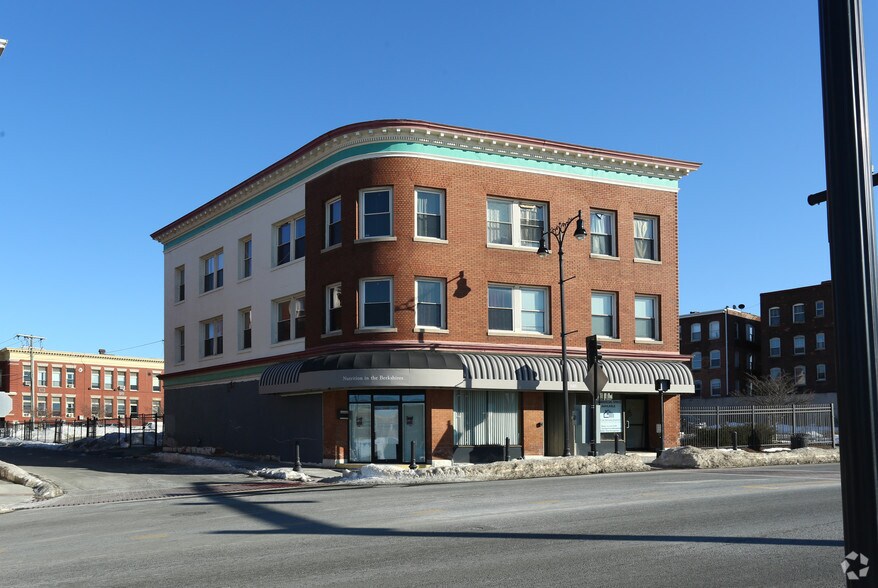 644-648 North St, Pittsfield, MA à louer - Photo principale – Image 1 sur 6