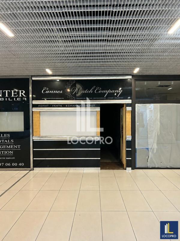 Local commercial dans Cannes à louer Photo intérieure– Image 1 sur 5
