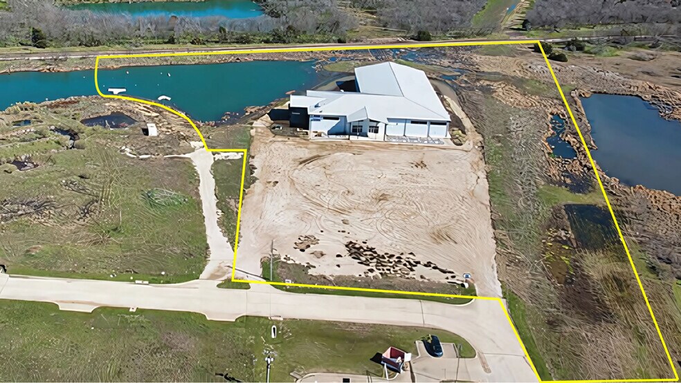 1705 South I-45 East, Corsicana, TX à vendre - Photo de l’immeuble – Image 2 sur 11