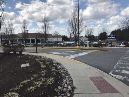18200-18250 Flower Hill Way, Gaithersburg, MD à louer - Photo de l’immeuble – Image 2 sur 9