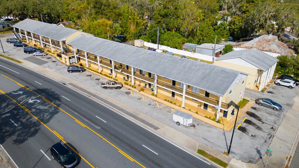 706 W Dixie Ave, Leesburg, FL à vendre - Photo de l’immeuble – Image 2 sur 4