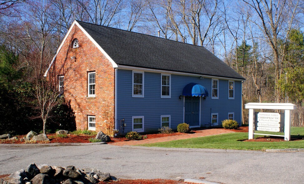 125 Ipswich Rd, Topsfield, MA à vendre - Photo principale – Image 1 sur 8