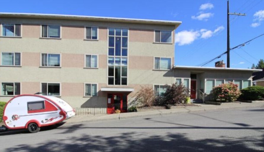 533 2nd Av, Kamloops, BC à vendre - Photo de l’immeuble – Image 2 sur 4