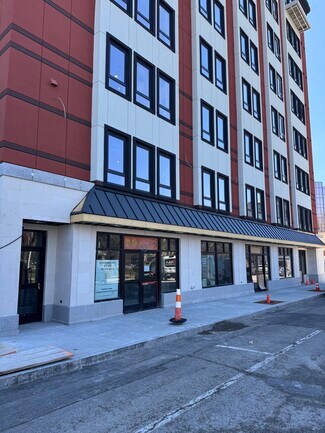 Plus de détails pour 21 Central St, Manchester, NH - Local commercial à louer
