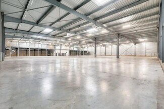 Plus de détails pour Bureau, Industriel/Logistique à louer