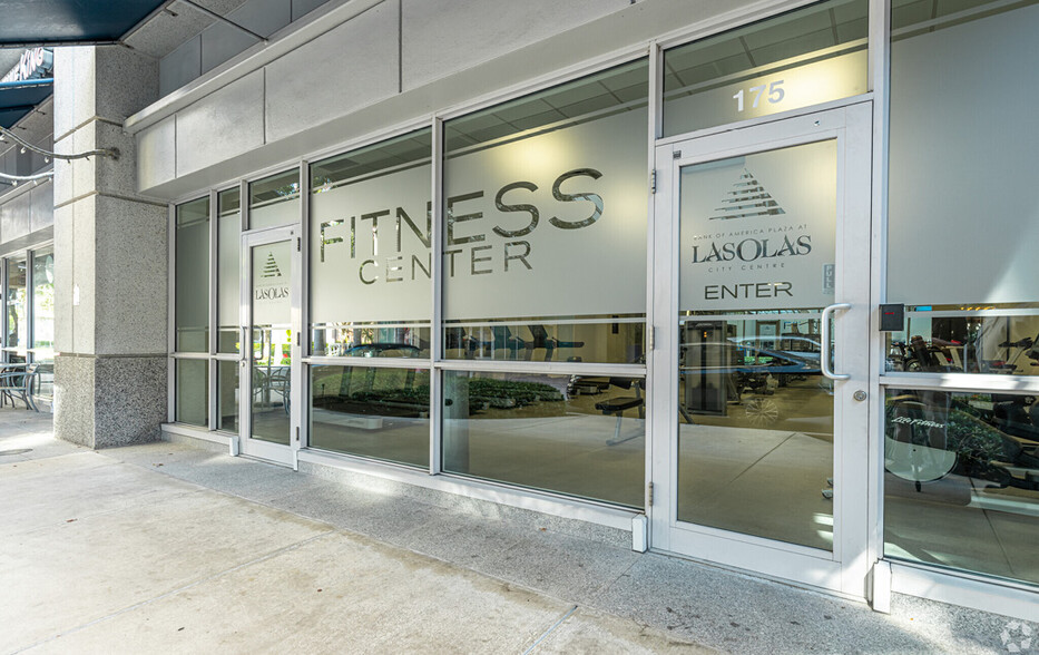 401 E Las Olas Blvd, Fort Lauderdale, FL à louer - Photo de l’immeuble – Image 3 sur 9