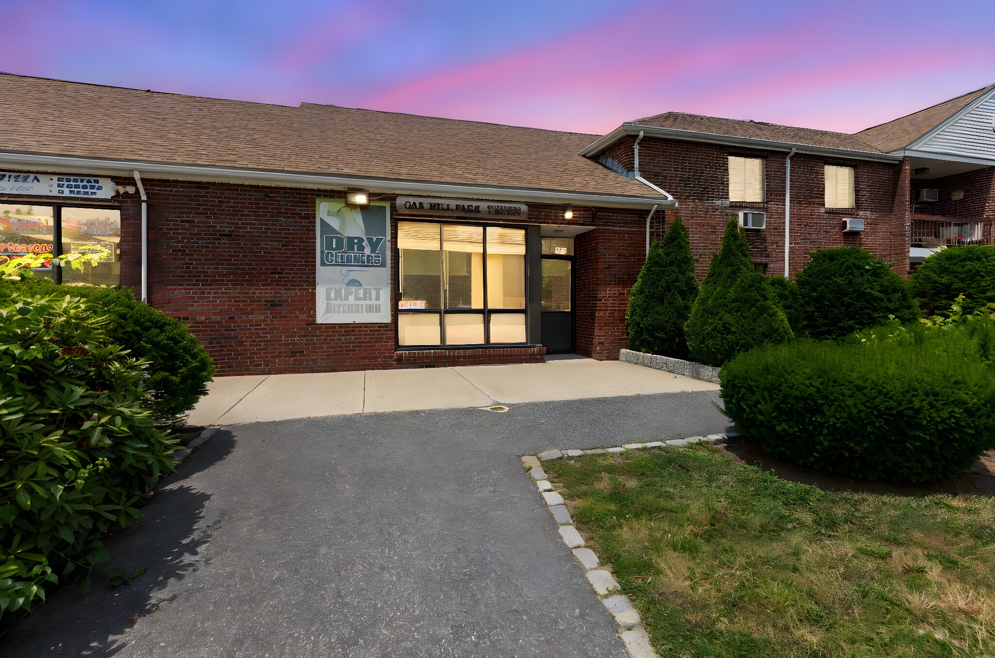 655 Saw Mill Brook Pky, Newton, MA à vendre Photo de l’immeuble– Image 1 sur 9