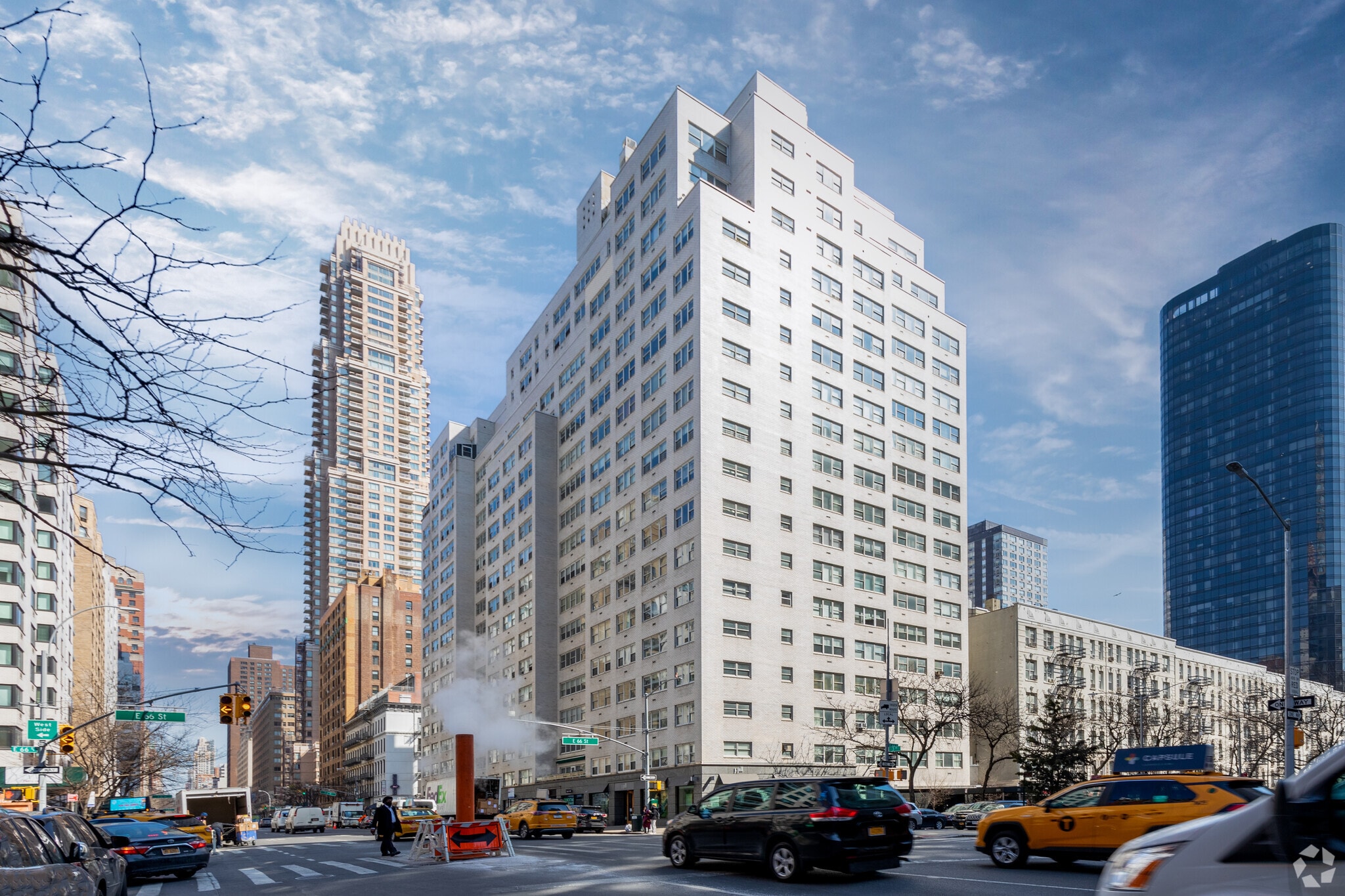 1140 3rd Ave, New York, NY à louer Photo principale– Image 1 sur 19