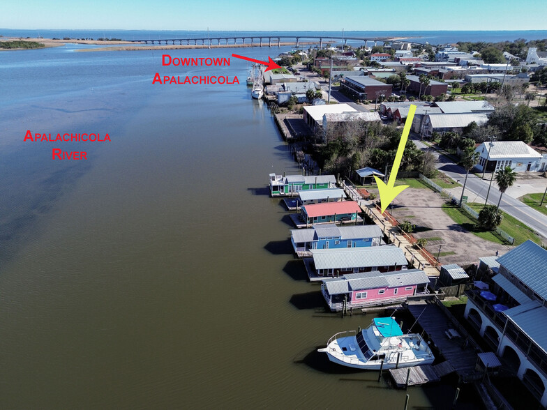 309 Water St, Apalachicola, FL à vendre - Aérien – Image 2 sur 52