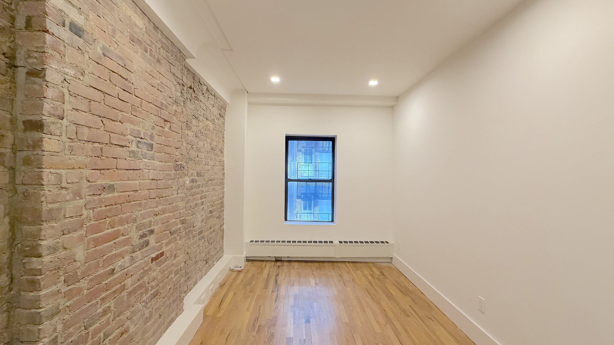 16 E 41st St, New York, NY à louer Photo intérieure– Image 1 sur 5