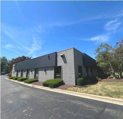 431 Stephenson Hwy, Troy, MI à vendre Photo principale– Image 1 sur 9