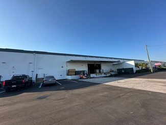 Plus de détails pour 5128-5136 W Clifton St, Tampa, FL - Industriel/Logistique à louer