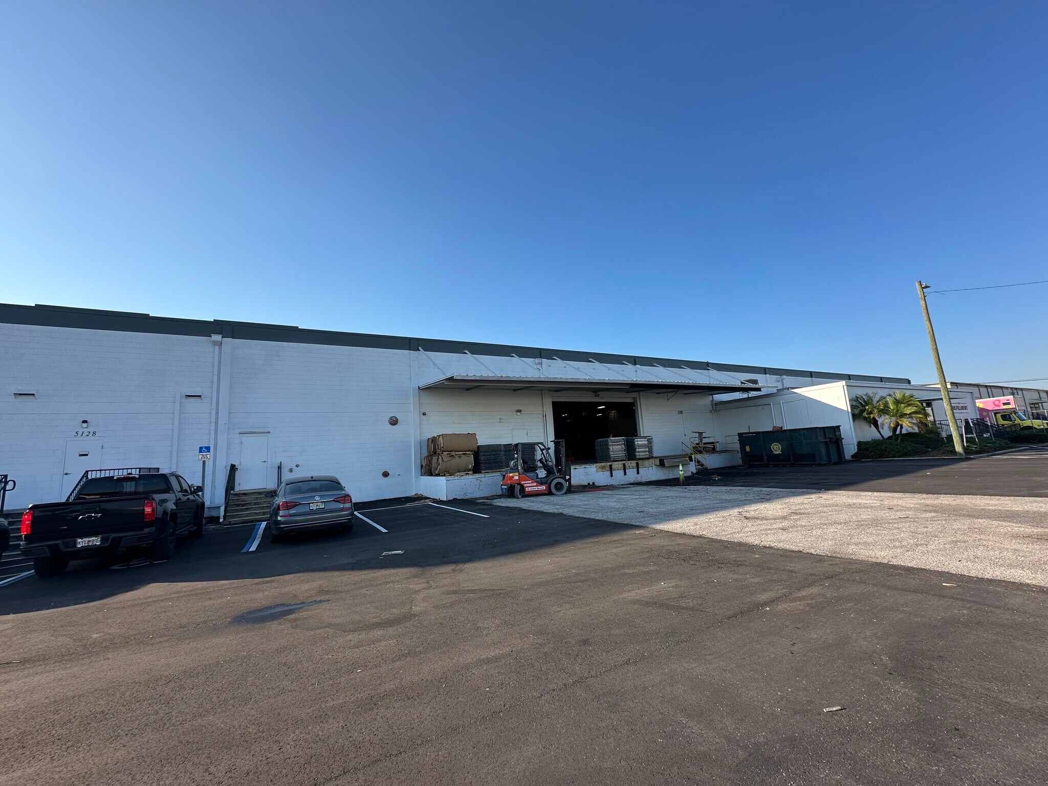 5128-5136 W Clifton St, Tampa, FL à louer Photo de l’immeuble– Image 1 sur 9
