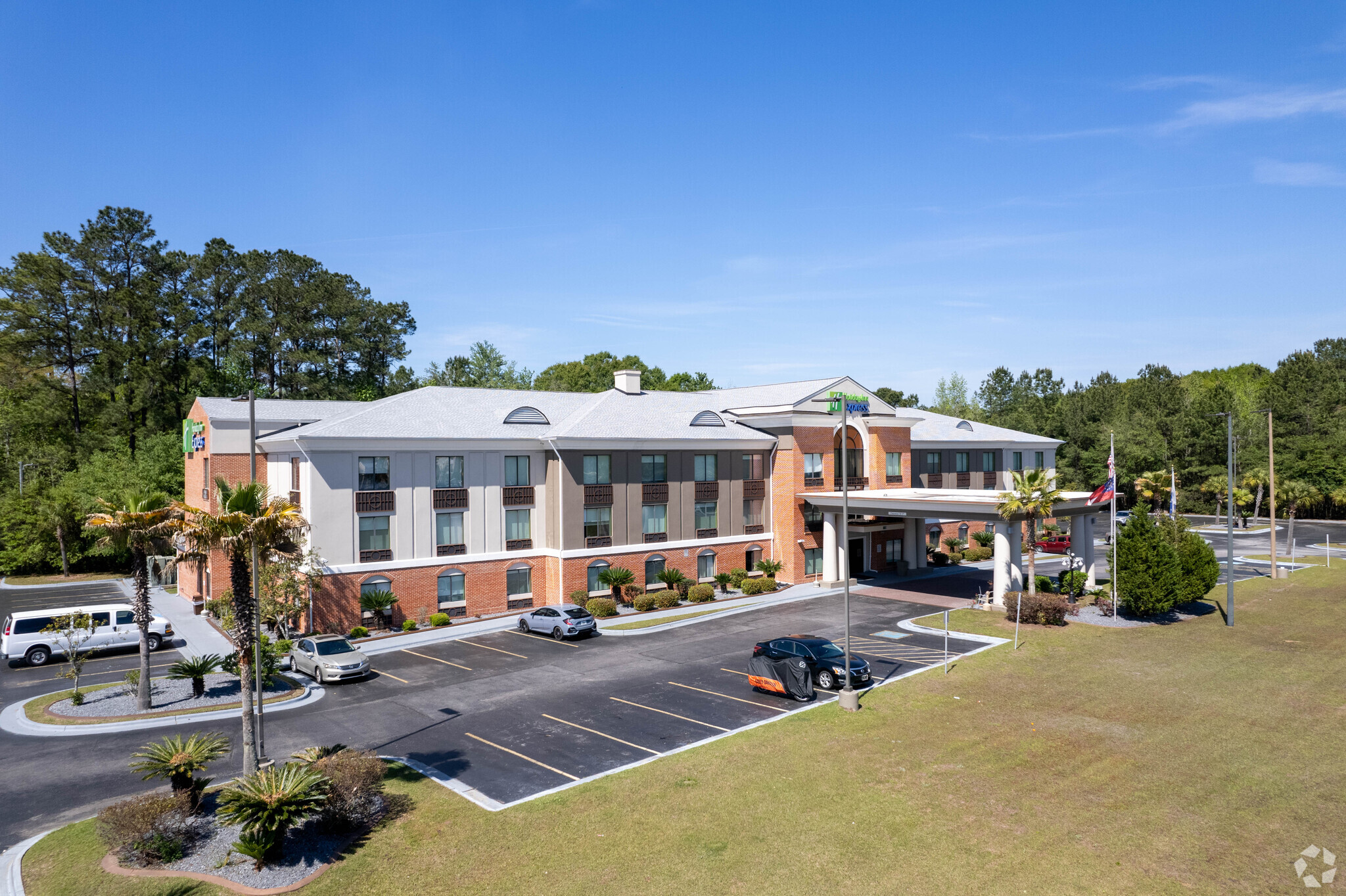1388 E Oglethorpe Hwy, Hinesville, GA à vendre Photo principale– Image 1 sur 7