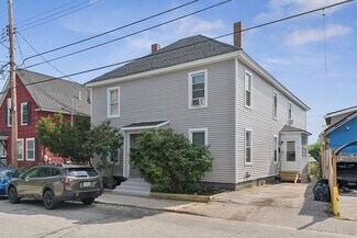 Plus de détails pour 42 Spruce St, Sanford, ME - Logement à vendre
