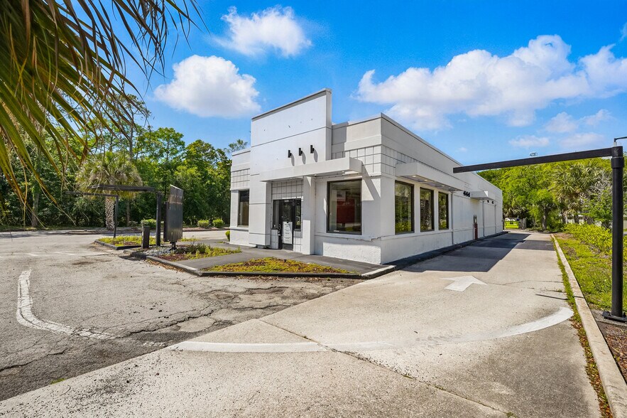 8761 Baymeadows Rd, Jacksonville, FL à louer - Photo de l’immeuble – Image 1 sur 16