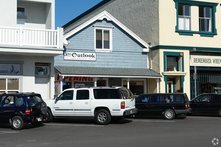 156 N Ocean Ave, Cayucos, CA à louer - Photo de l’immeuble – Image 2 sur 6