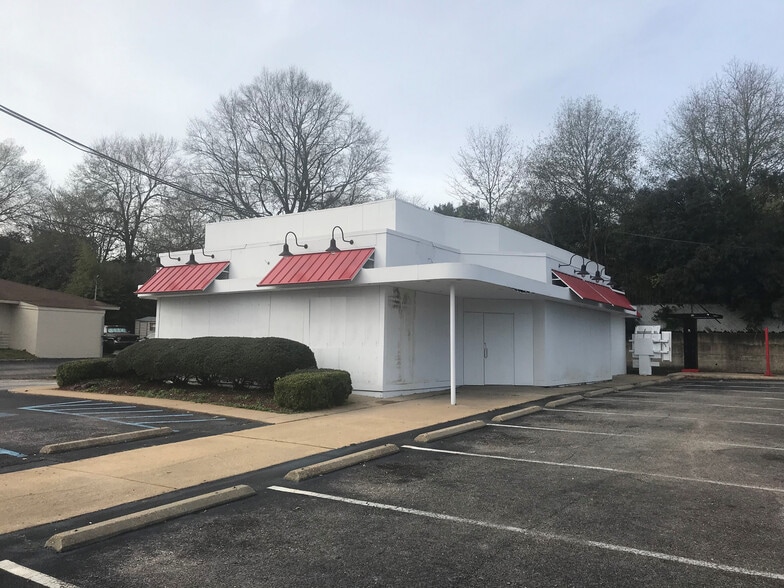 3201 Atlanta Hwy, Montgomery, AL à louer - Photo principale – Image 1 sur 7