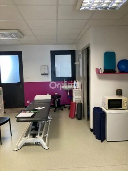 Bureau dans Plouhinec à louer - Photo intérieure – Image 2 sur 3