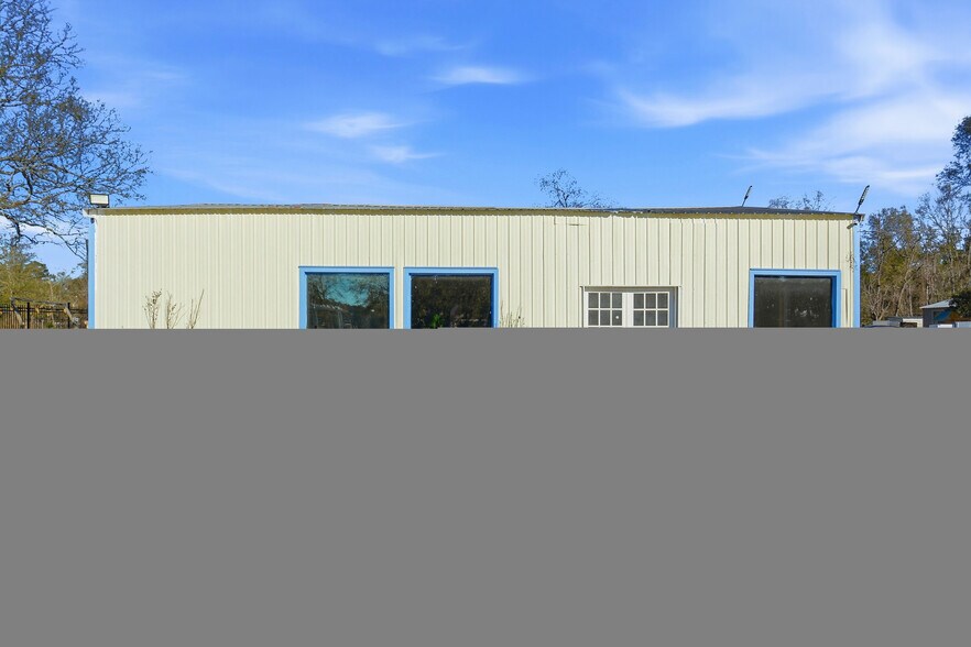 17505 FM 1485, New Caney, TX à louer - Photo de l’immeuble – Image 3 sur 8