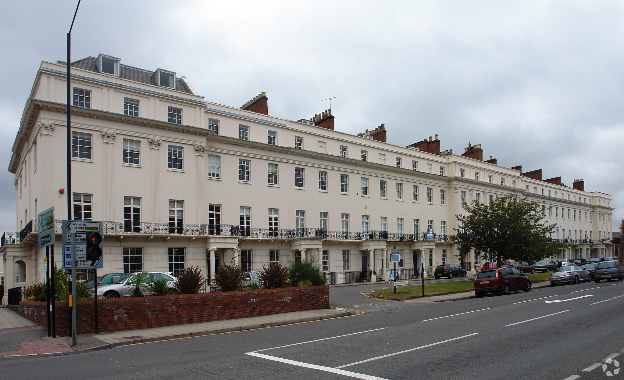 17 Waterloo Pl, Leamington Spa à louer Photo de l’immeuble– Image 1 sur 5