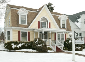 Plus de détails pour 387 N Main St, Manchester, CT - Bureau à vendre