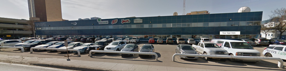 2401 Saskatchewan Dr, Regina, SK à louer - Photo de l’immeuble – Image 2 sur 2