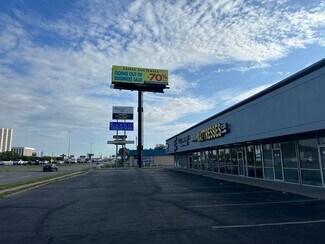 Plus de détails pour 6809-6815 Southwest Fwy Hov Ln, Houston, TX - Local commercial à louer