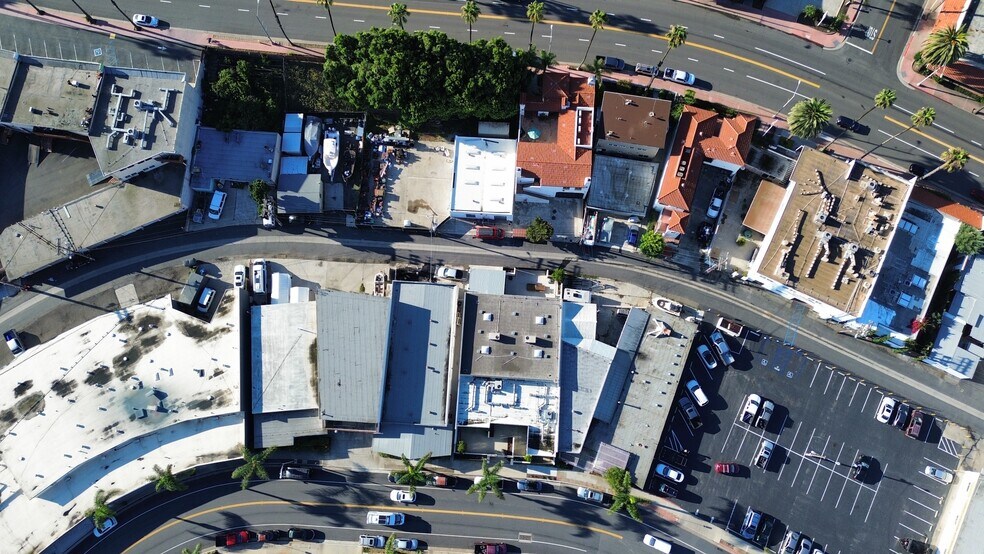 136 Calle De Los Molinos, San Clemente, CA à louer - Photo de l’immeuble – Image 2 sur 5